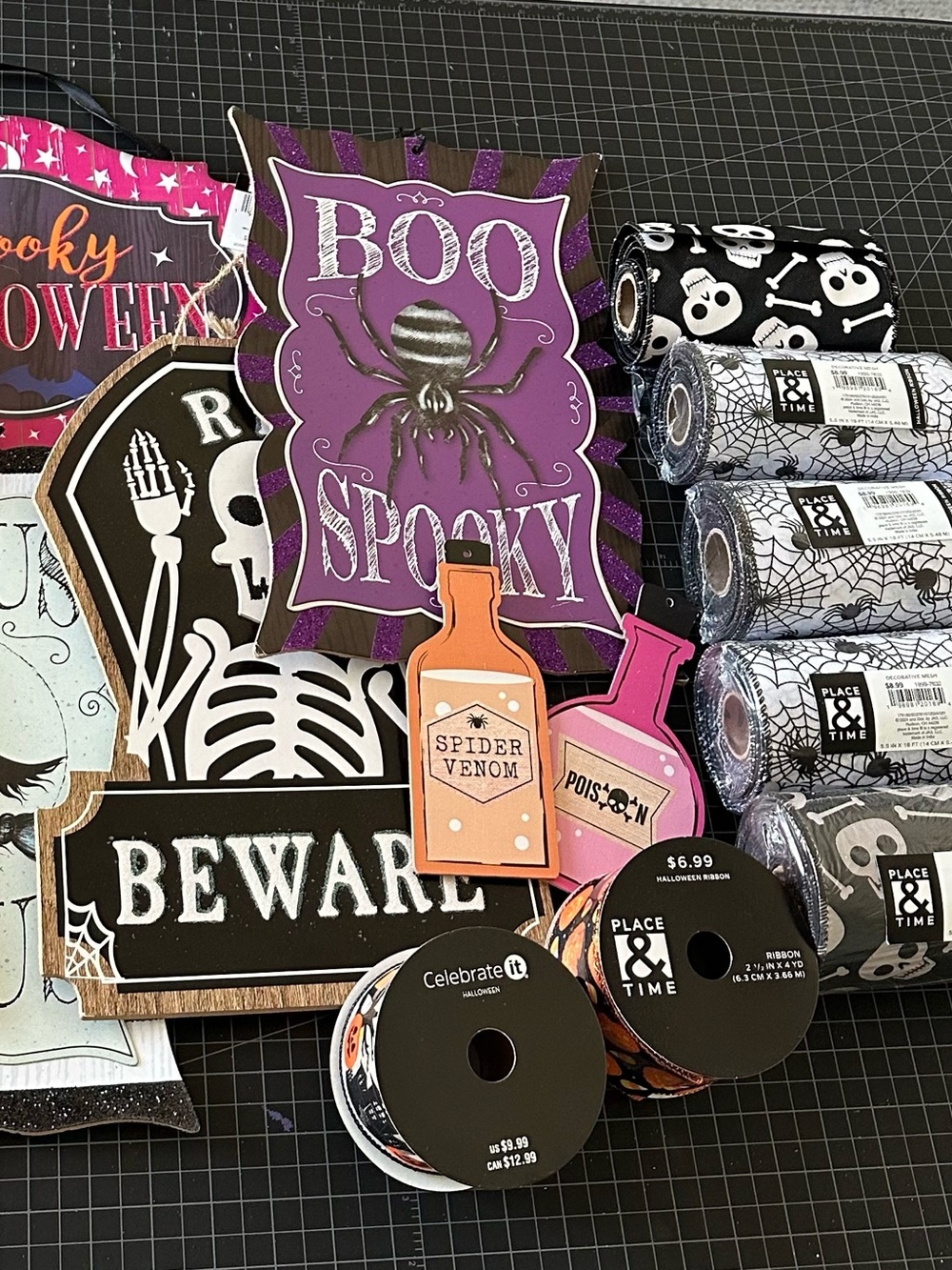 Halloween Wreath-Making Craft Lot – Mesh, Ribbon & 7 Signs